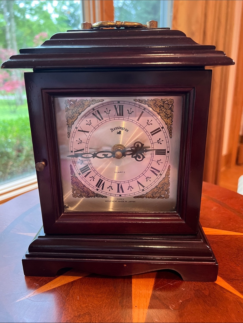 Classic Table Clock in Dark Brown